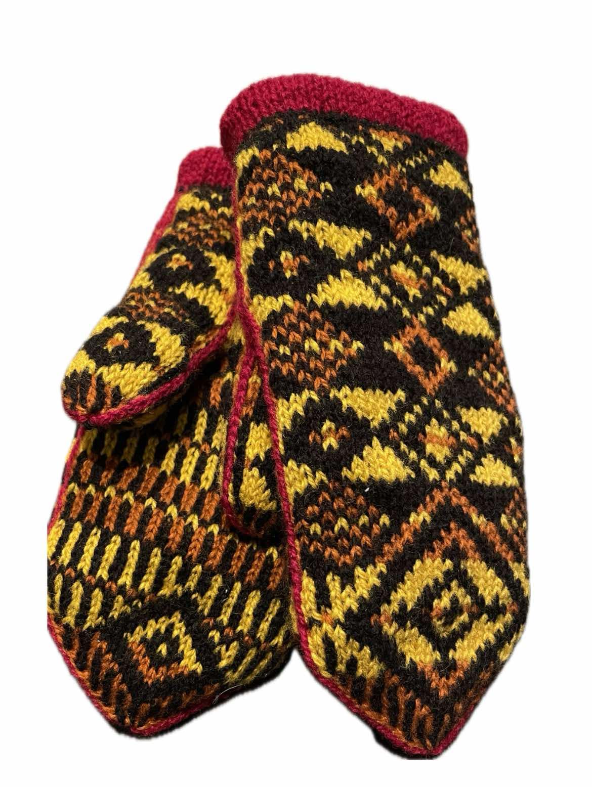 Mystery mittens 2025